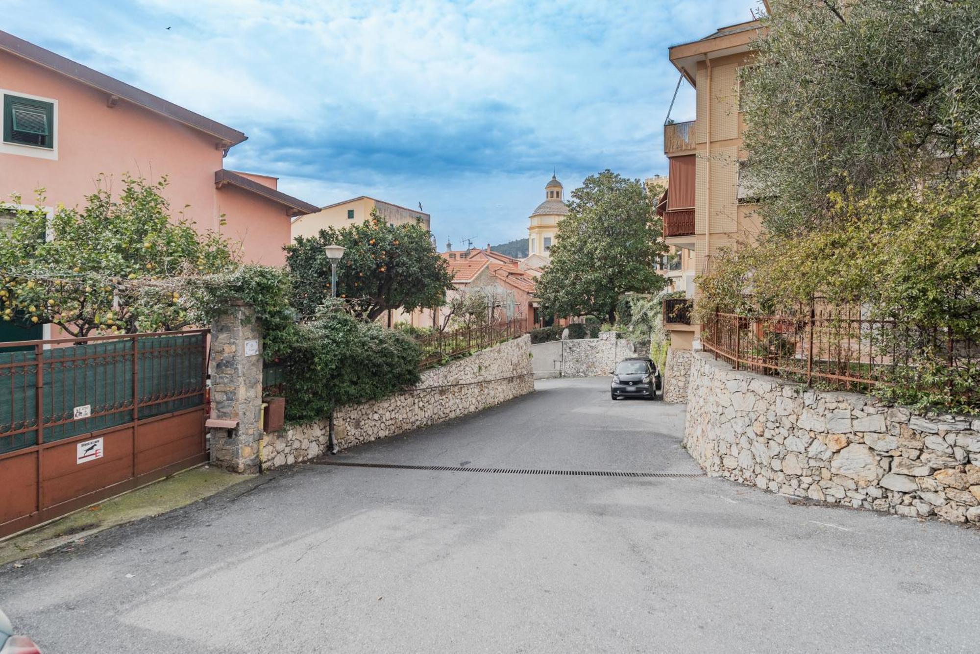 Rivierarent Bettina Holiday Finale Ligure Kültér fotó